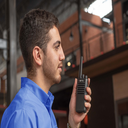 Radio Portátil UHF, 5W de Potencia, Scrambler de Voz, Alta